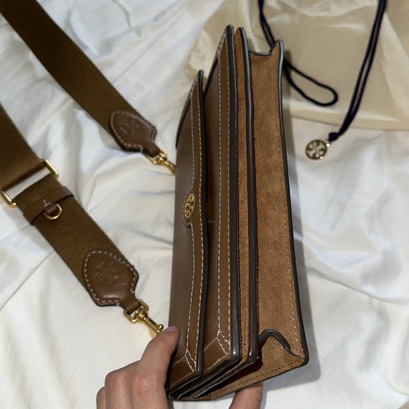 Tory Burch T Monogram MINI Leather Shoulder Bag in Moose - Picture 13 of 16